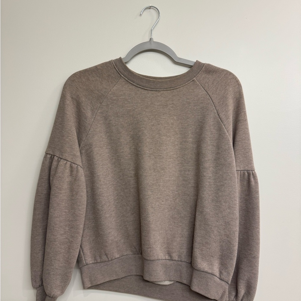 Aerie Brown Crew Neck Sweater with Voluminous Sleeves